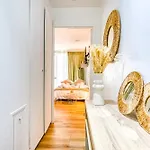 Cocon Parisien Avec Balcon & Parking Prive * Paryż