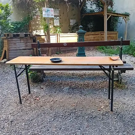 Cocon Parisien Avec Balcon&parking Privé París