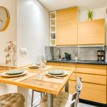 Cocon Parisien Avec Balcon & Parking Prive * Paris