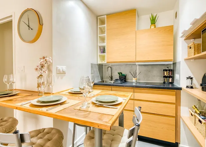 Cocon Parisien Avec Balcon & Parking Prive * Paris